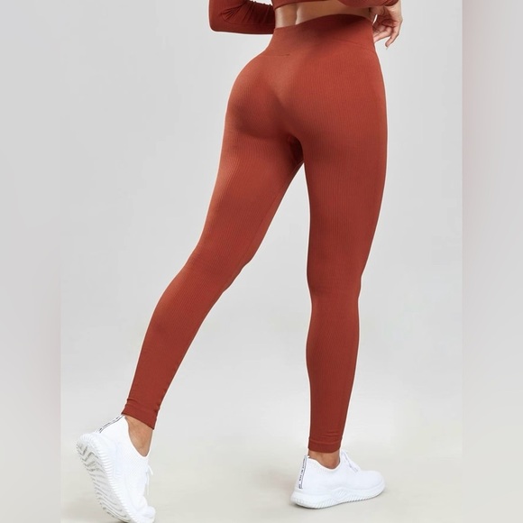 Womens Two Pieces Solid Seamless Long Sleeve Crop Top And Legging - Picture 4 of 4